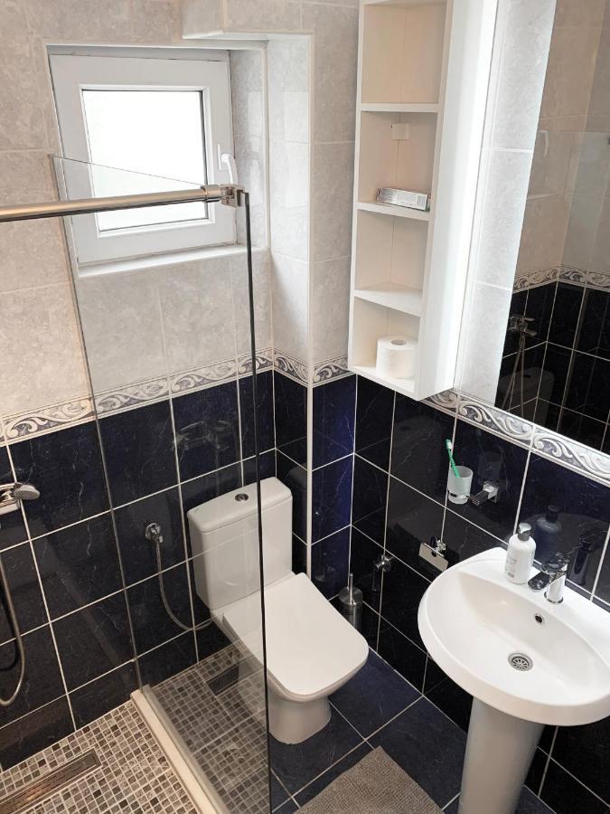 Laurel Apartments Bar Zewnętrze zdjęcie