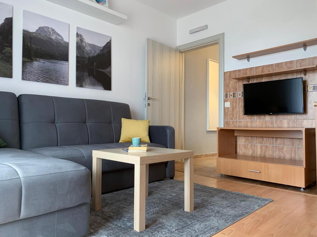 Laurel Apartments Bar Zewnętrze zdjęcie