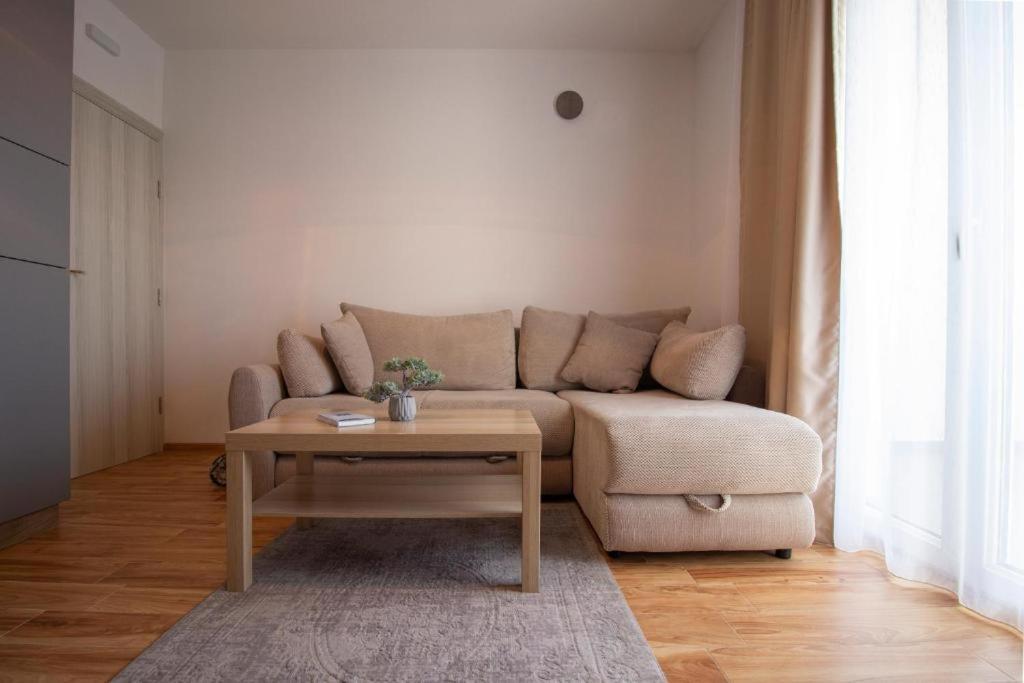Laurel Apartments Bar Zewnętrze zdjęcie